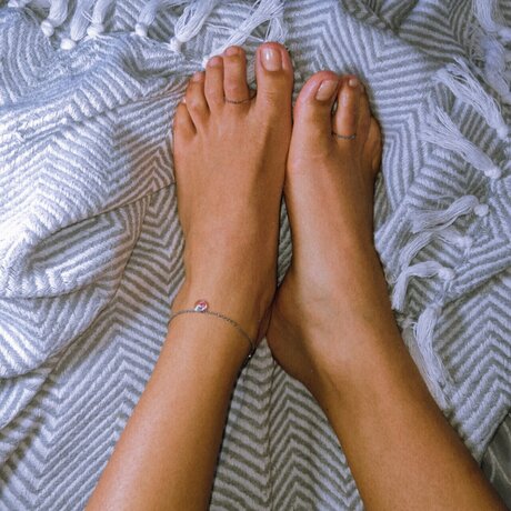 LatinaTastyFeet perfect pornstar photos