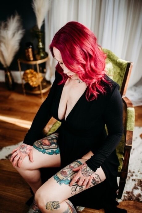 Magenta LeCorpse naked star pics