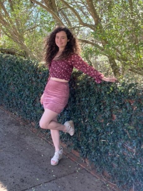 LilCherrii model beautiful img