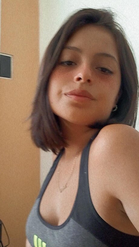 Seele model naked images