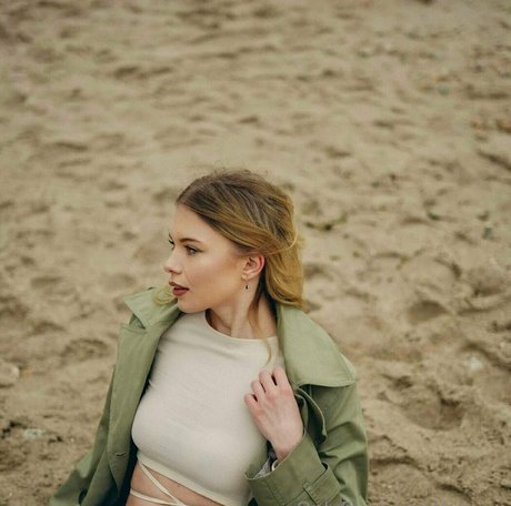 eva xx pornstar top img