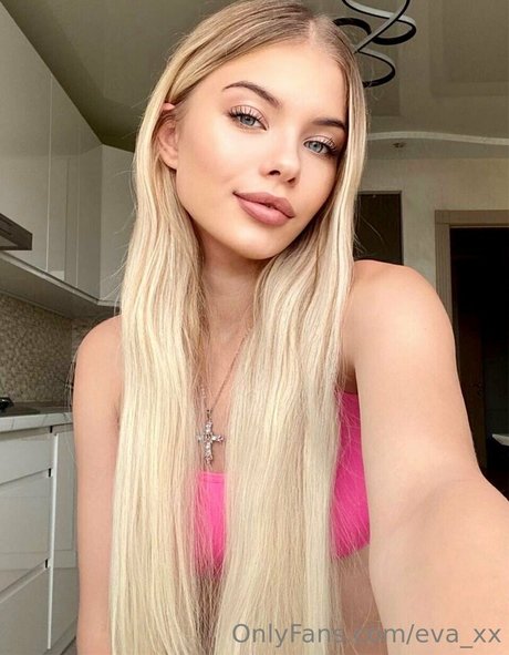 eva xx naked star pictures