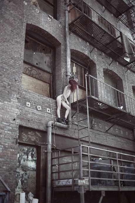 Cam Damage model erotic images