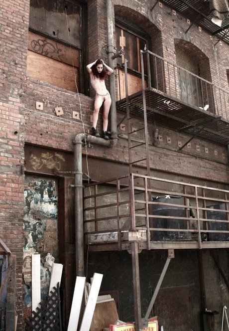 Cam Damage beautiful model photos