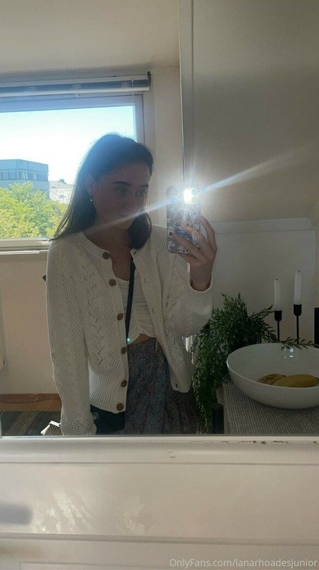 BabyLana model naked images