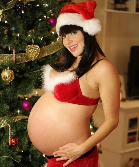 Annie Dufresne model top images