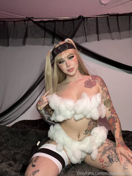 Moodie Maggie nude model gallery