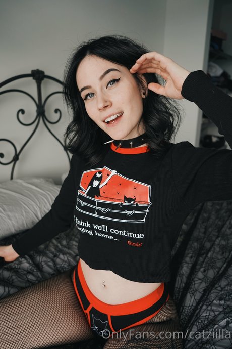 Catziilla art model img