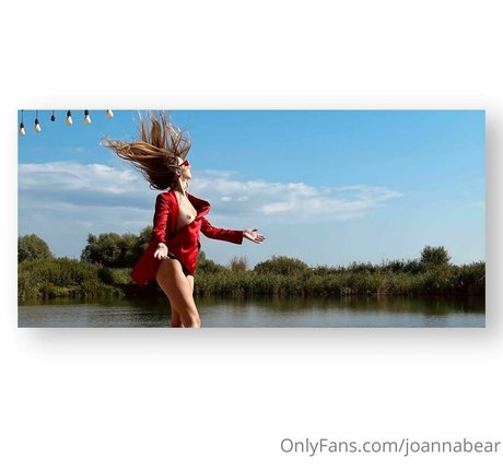 JoannaBear model pretty pics