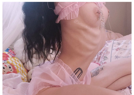 Dollie Bear hd actress archive