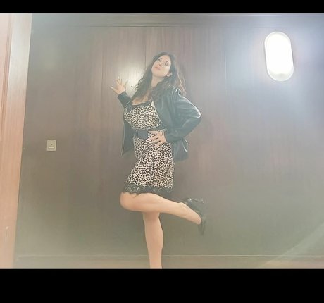 tattooed shemale onlyfans nice pic