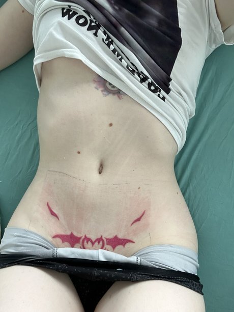 Elefire Grey beautiful actress photos