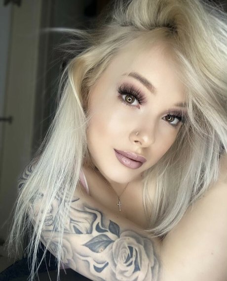 eveliinngy exclusive star photos