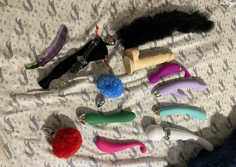 gay onlyfans pornographic images