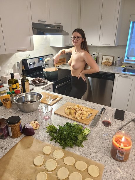 JadeMoon top pornstar galleries