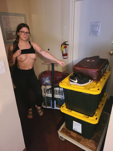 JadeMoon pornstar nudes images