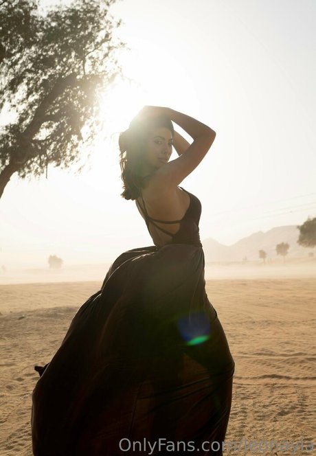 leonayla sexy model photos