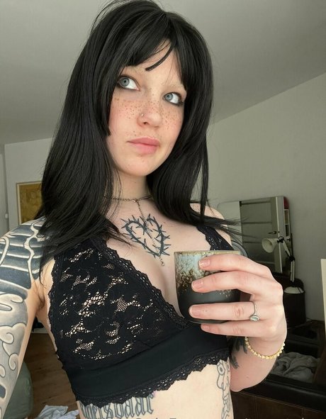 tweetylau sex actress pics