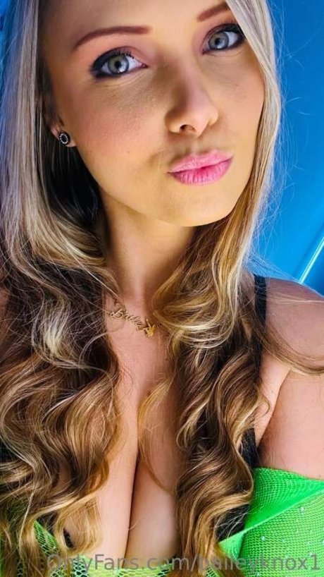 Bailey Knox pornstar perfect pictures