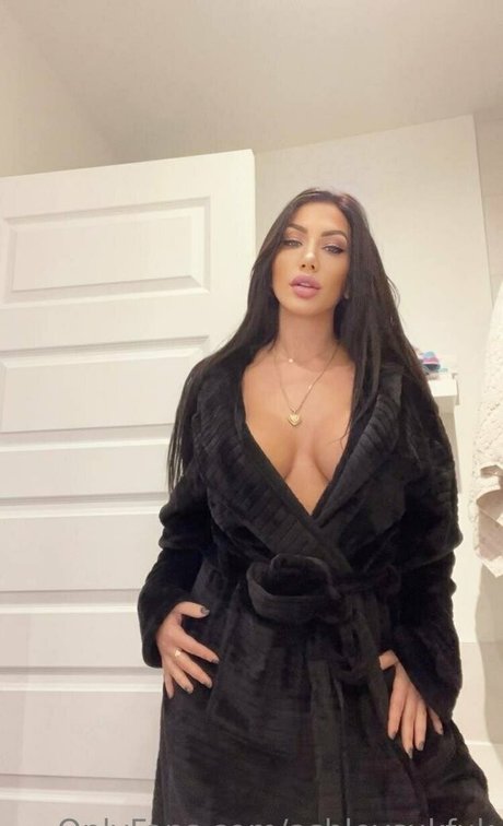 squat riding onlyfans pornos pic