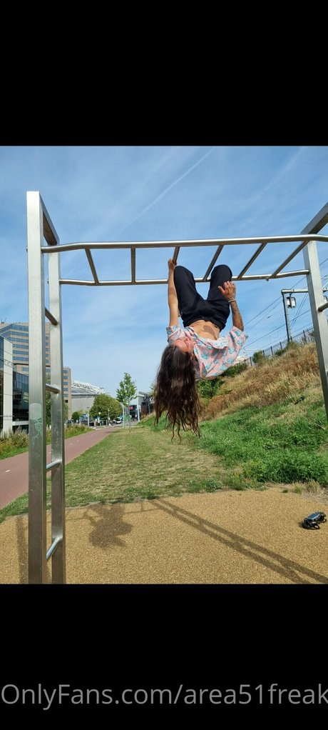 Area51Freak beautiful actress pictures