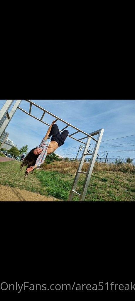 Area51Freak star best pictures