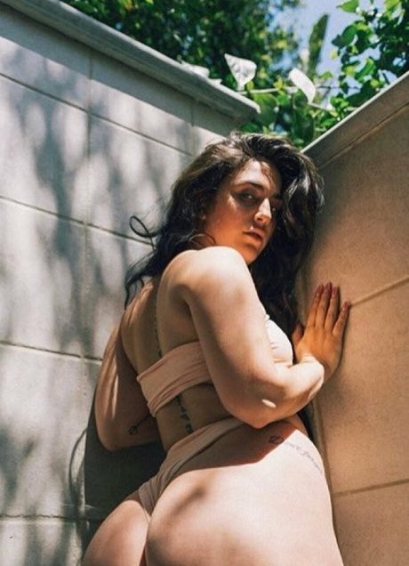 Camiraddd pretty model images