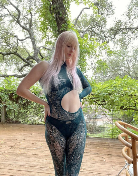 Taylorwould star nude photo