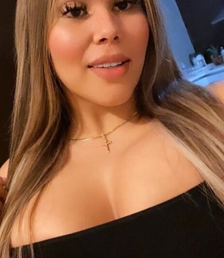 Desiree Gonzalez hd star photos