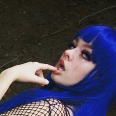 LunaAsh model xxx photo