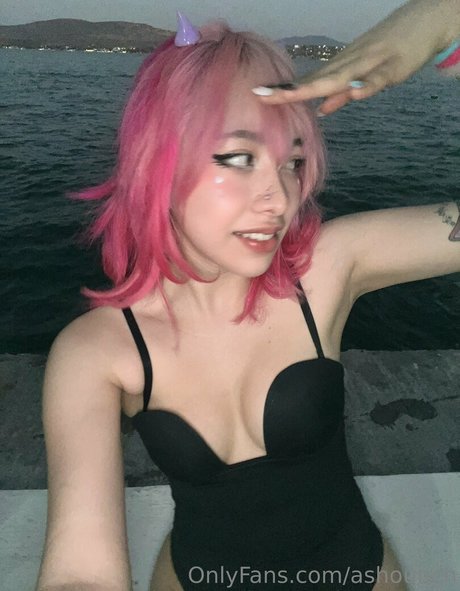 Ashounch pornstar sex picture