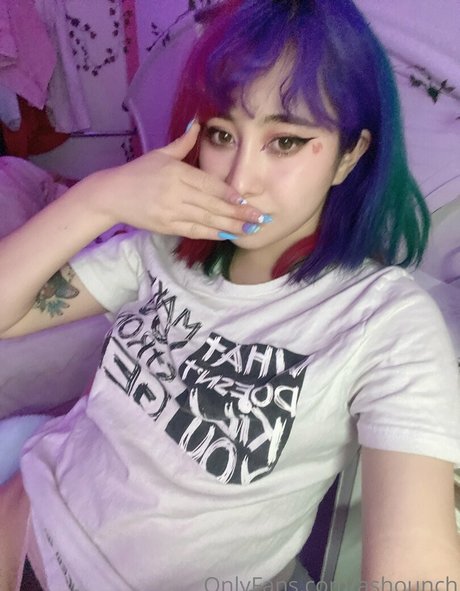 Ashounch top actress picture