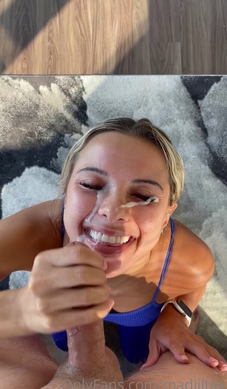 Madiiitay pornstar nudes photo