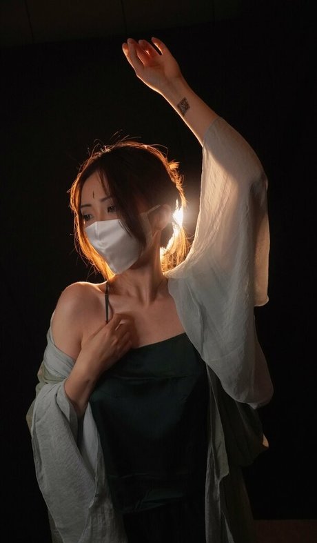 autumn onlyfans pornographic pic