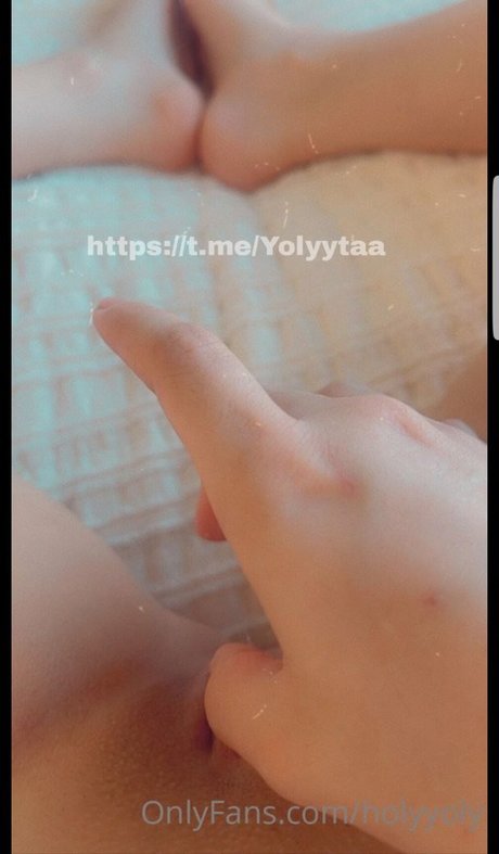 hollyoly hot star picture