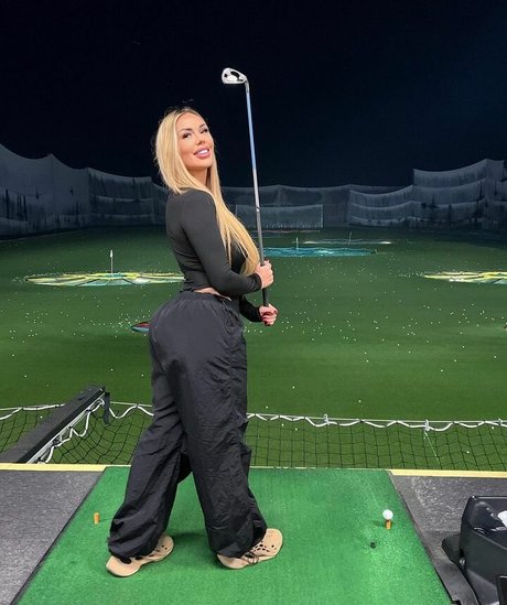 Lisa Amber erotic pornstar photos