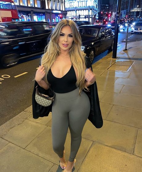 Lisa Amber pornstar art img