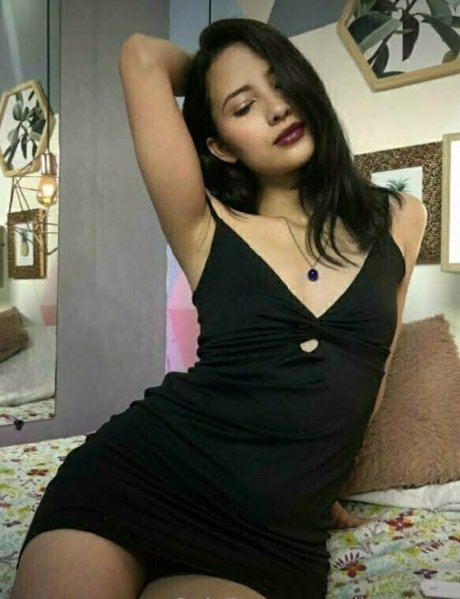 silkyskins pretty actress pictures