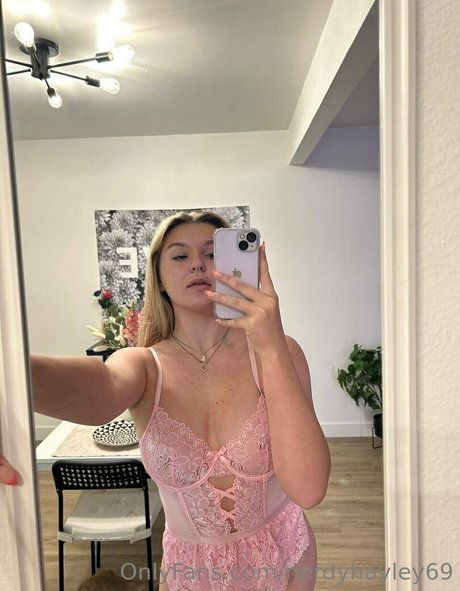 nerdyhayley69 Quick model image