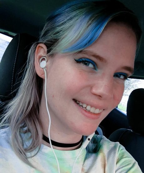 MermaidErin nice actress img