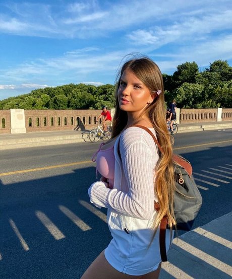 Elizabeth M pornstar adult photos