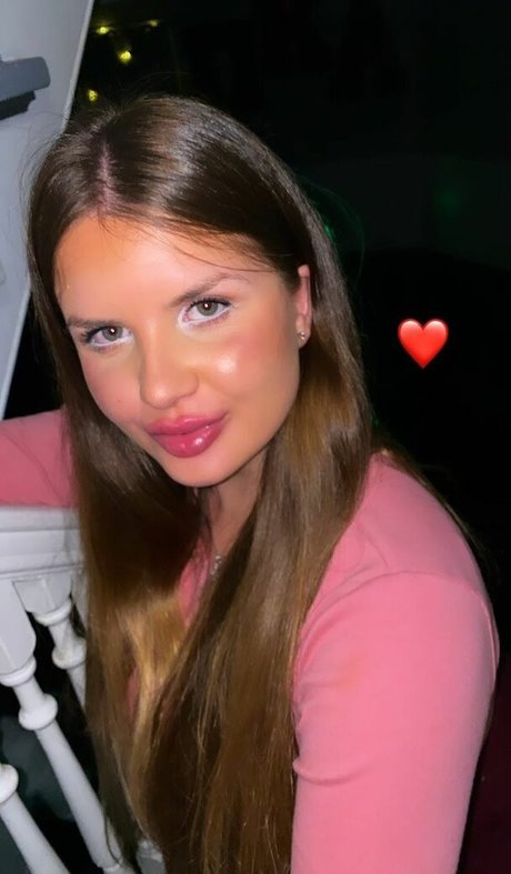 Elizabeth M pornstar hd img