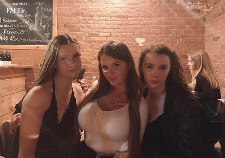 Elizabeth M pornstar free img