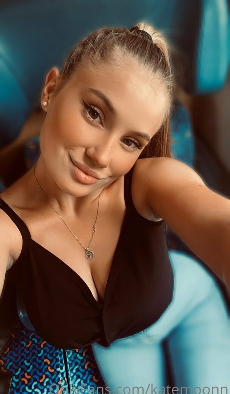 katemoonn pornstar nude pics