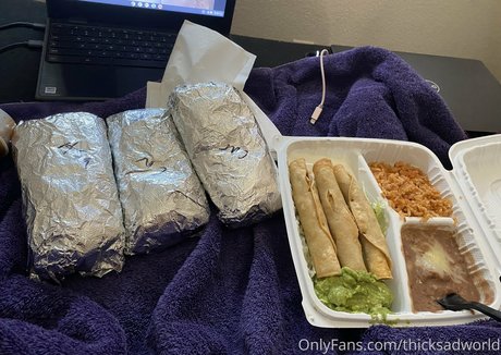 thicksadworld star top archive