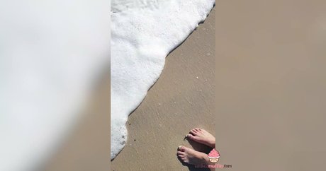 thewickedmuffin art model img