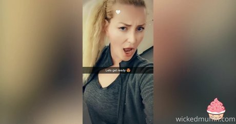 thewickedmuffin naked actress picture