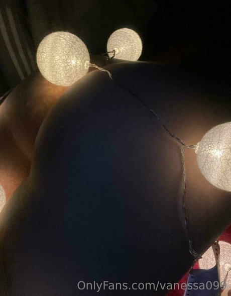 vanessa099 pornstar xxx photo