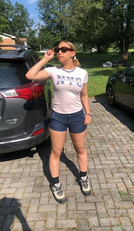 huskiehoagie pornstar nudes galleries