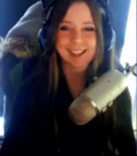 Shylily hot actress pictures